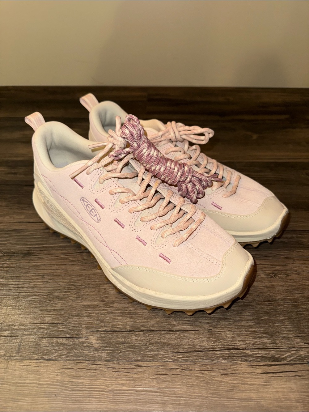 KEEN Women's Jasper Zionic Sneaker Womens Size 9 in Cameo Rose Hiking Trail NWOB